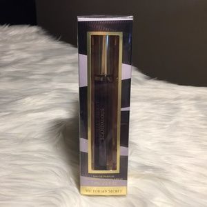 VS Scandalous Rollerball Perfume